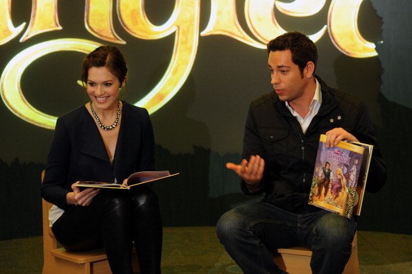 Mandy Moore & Zachary Levi Promote "Tangled" At The Disney Store