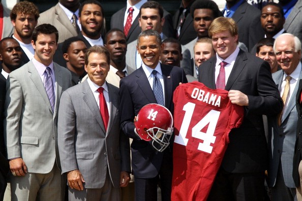 Obama Welcomes BCS Nat'l Champion U. Of Alabama To The White House