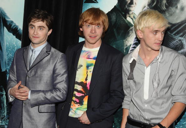 NEW YORK - JULY 09: Actors Daniel Radcliffe, Rupert Grint and Tom Felton attend the "Harry Potter and the Half-Blood Prince" premiere at Ziegfeld Theatre on July 9, 2009 in New York City. (Photo by Stephen Lovekin/Getty Images)