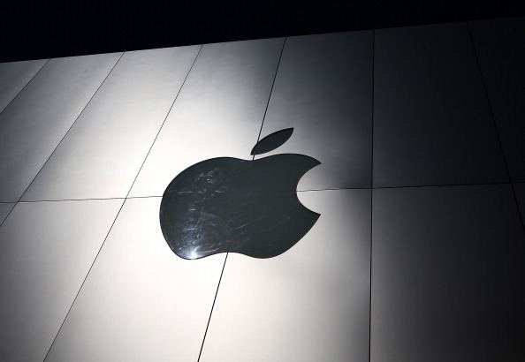 Apple To Report Quarterly Earnings