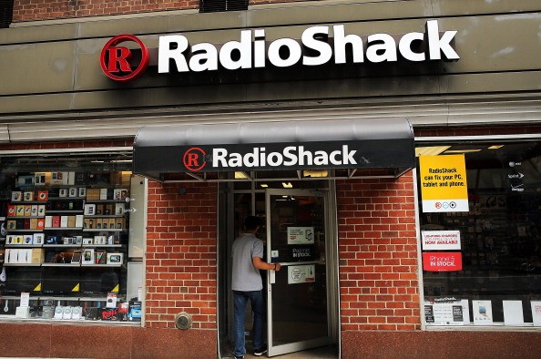 RadioShack Reports Large Quarterly Loss