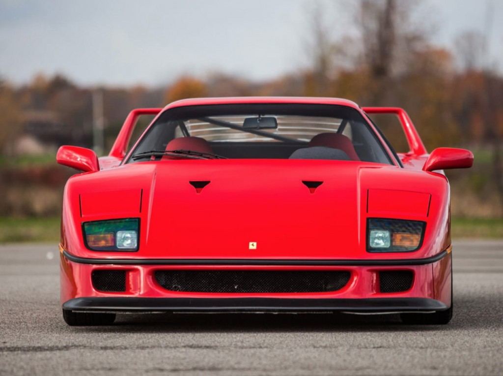 1990-Ferrari-F40-4