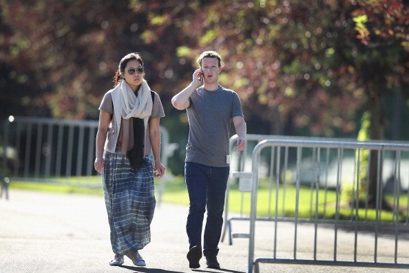 Mark Zuckerberg and wife Priscilla Chan