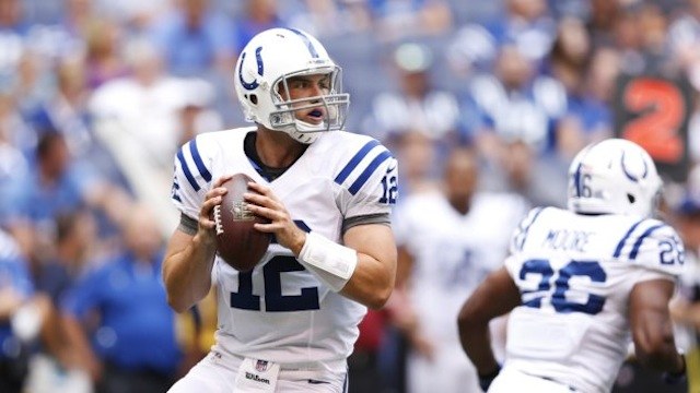 andrew-luck-pass