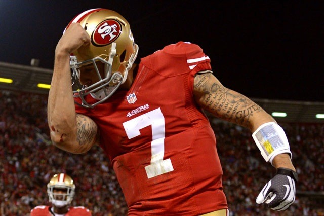 colin-kaepernick-touchdown-celebration