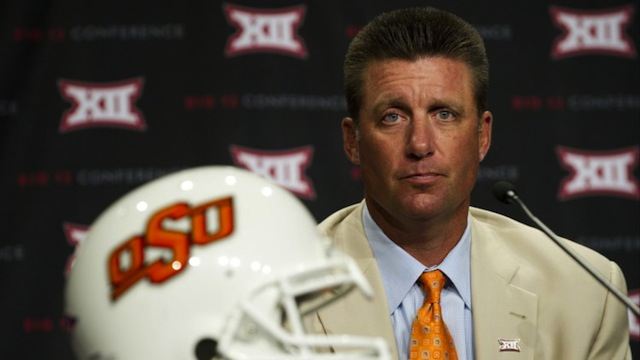 mike-gundy-oklahoma-state