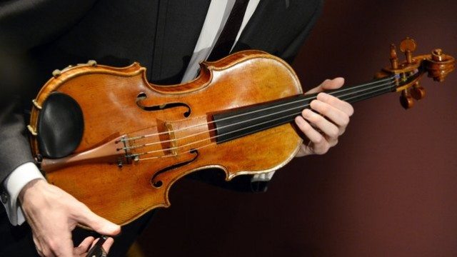 Stradivari Viola