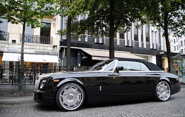 Rolls-Royce-Phantom-Drophead