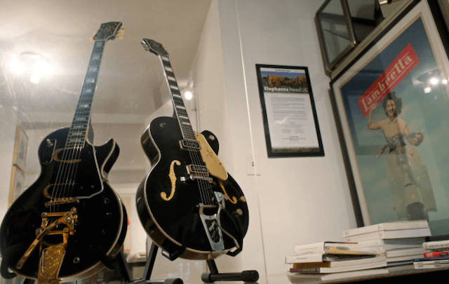 Gibson Les Paul Black beauty
