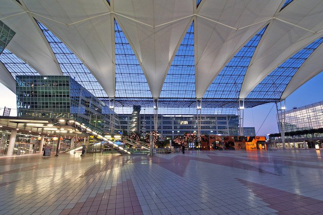 06 - Munich Airport Center