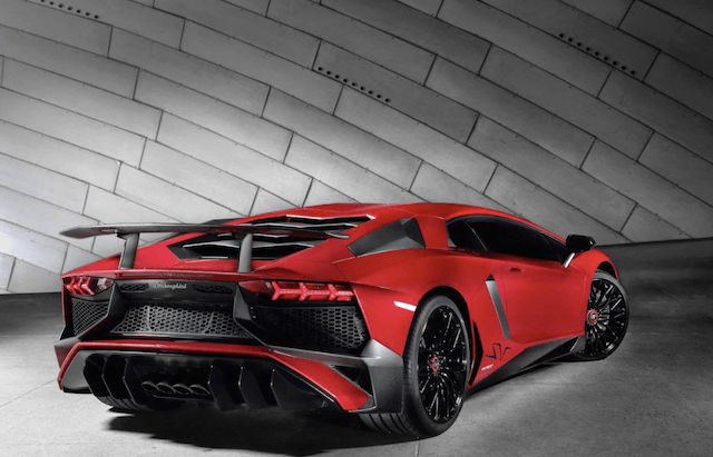 Lamborghini Aventador Superveloce 2