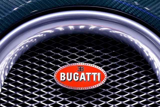 Will The Rumored $2.5 Million Bugatti Chiron Replace the Veyron?