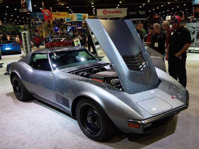 1971-chevrolet-corvette-jimmie-johnson-concept-3-Optimized