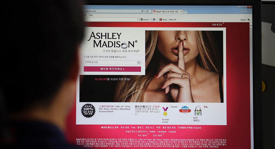 20150820_ashley_madison_stock_art_ap_1160_956x519