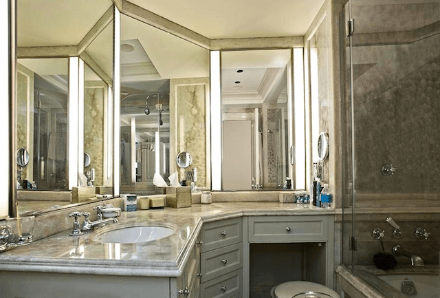 Cristiano Ronaldo New York Apartment bathroom