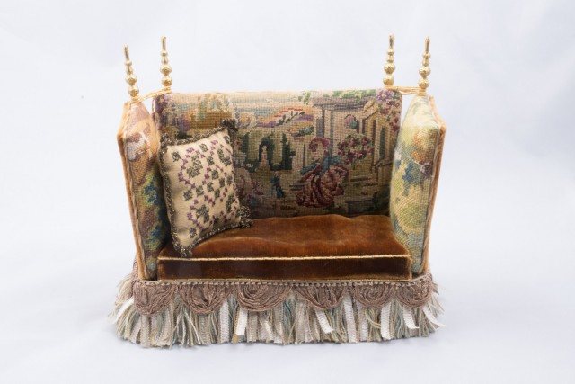 The Astolat Dollhouse Castle - couch