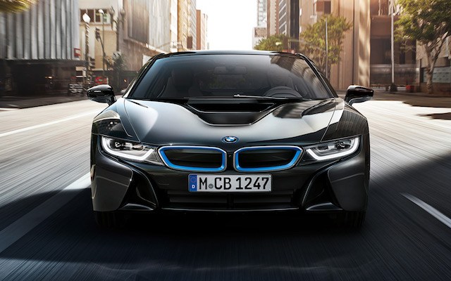 BMW i8 front