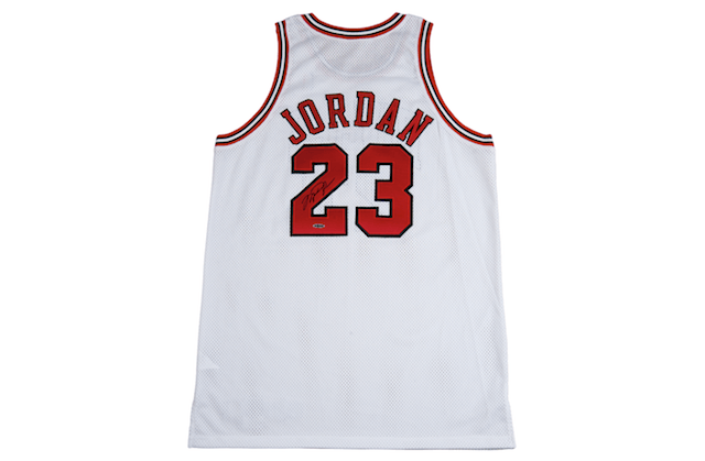 Game-Worn Michael Jordan Jersey Sells for Six Figures