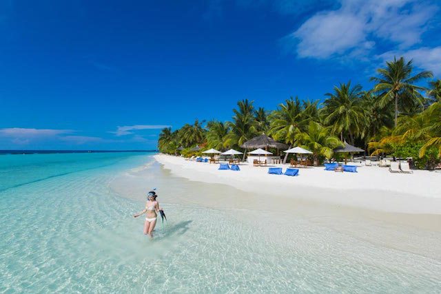 Kurumba Maldives beach