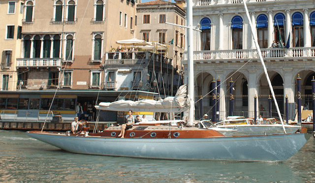 Spirit 54’ Soufrière Yacht James Bond Casino Royale 4