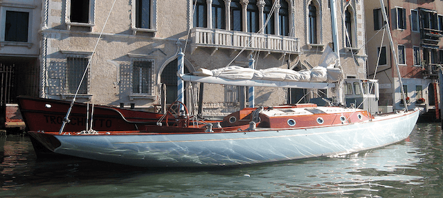 Spirit 54’ Soufrière Yacht James Bond Casino Royale