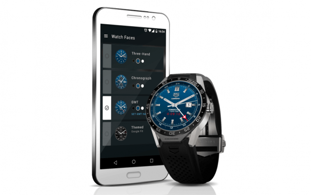 TAG Heuer Connected Smartwatch with phone