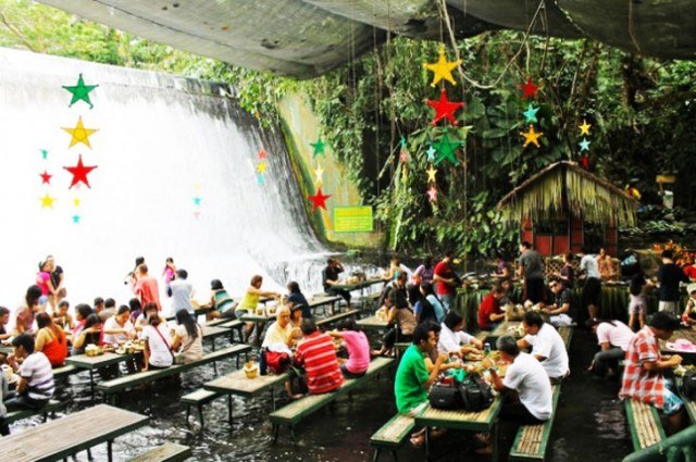 Villa-Escudero-Waterfalls-Restaurant-7