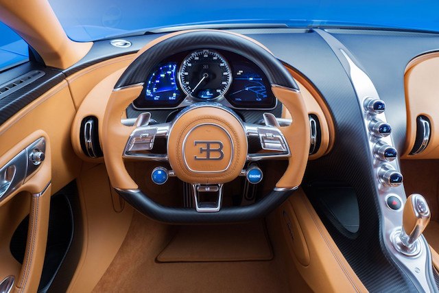 Bugatti Chiron interior 3