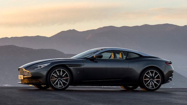 Aston Martin DB11 2