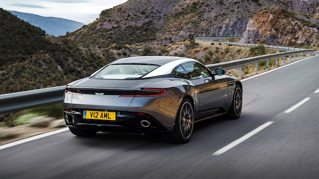 Aston Martin DB11 4