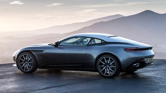 Aston Martin DB11 5