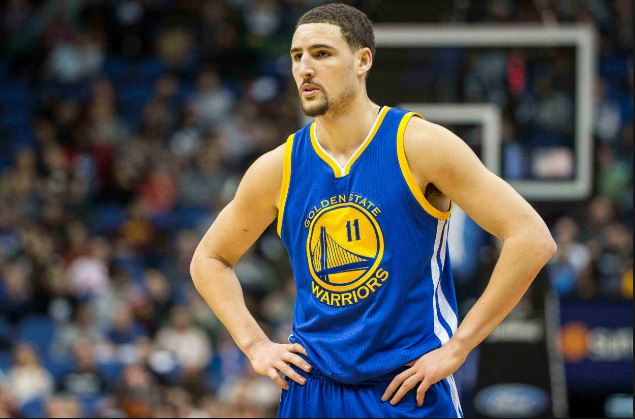 klay thompson on the court