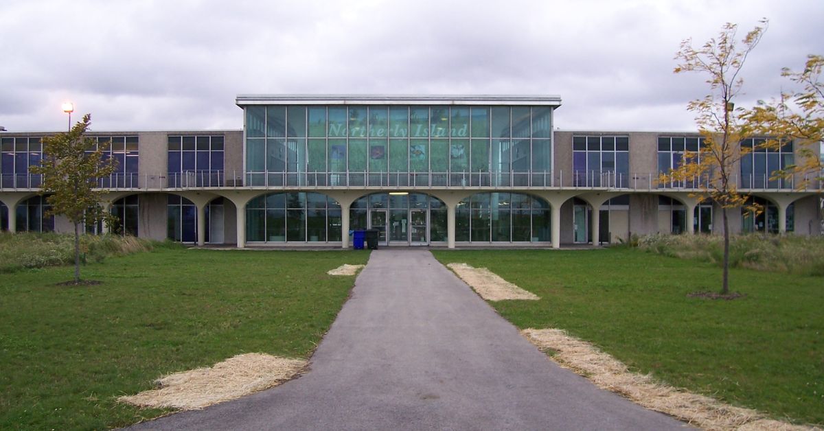 15 Abandoned Airports Worldwide - Worthly