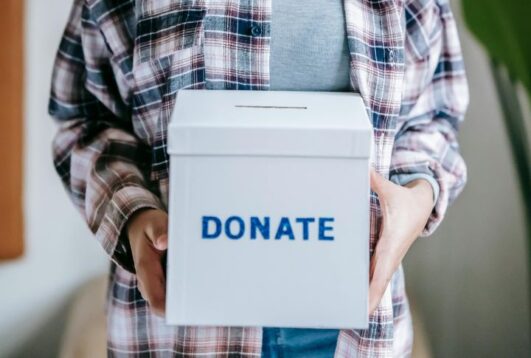 10 Simple Ways to Make Your Spare Change Work - Worthly