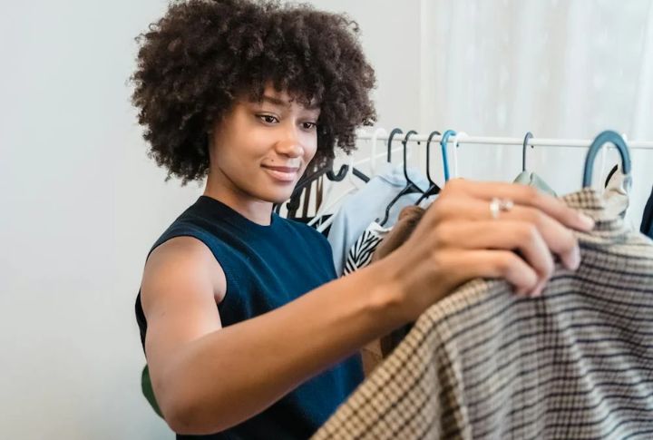 Choose one outfit,then move on