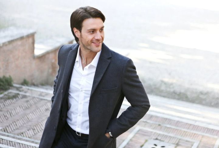 Dress Sharp Without Outshining The Host