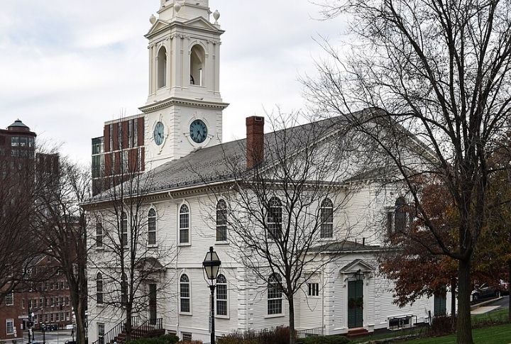 Rhode Island Builds America's First Baptist Church