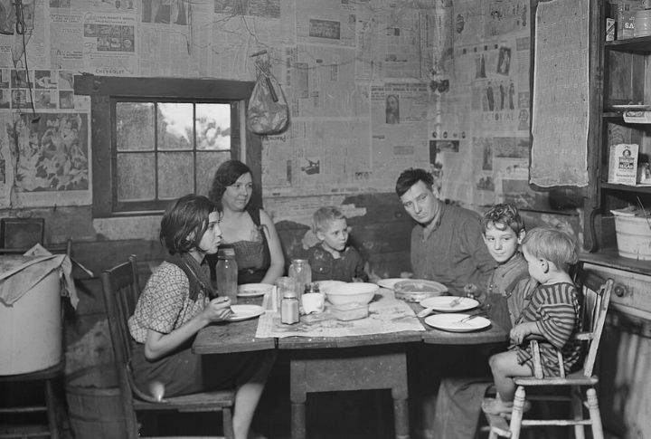 Dinner Was Family Time — No TV Allowed