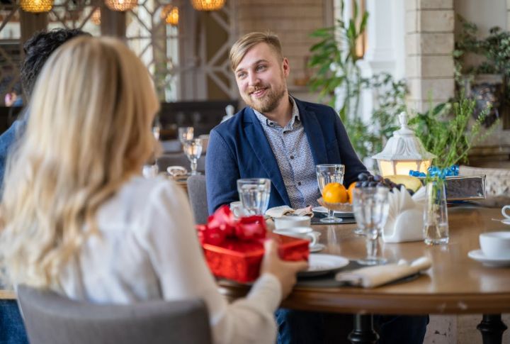 Compliment Genuinely, Never Excessively