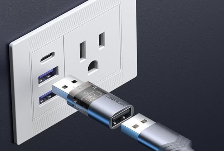 Use A USB Data Blocker