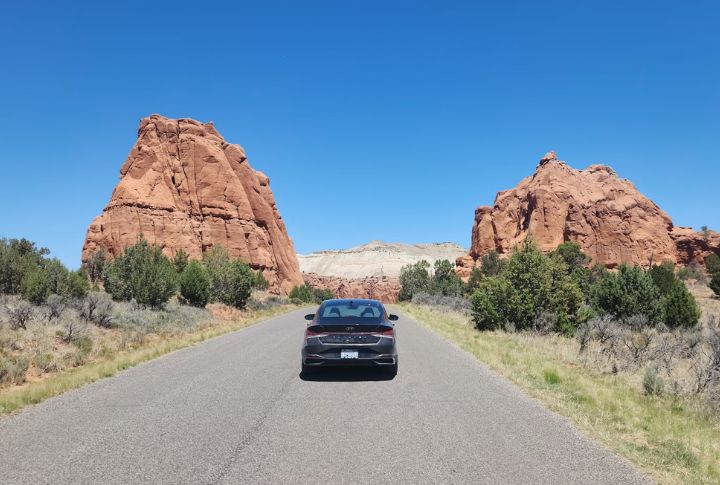 Explore US States Where You Can Drive Fast And Others That Prioritize Caution