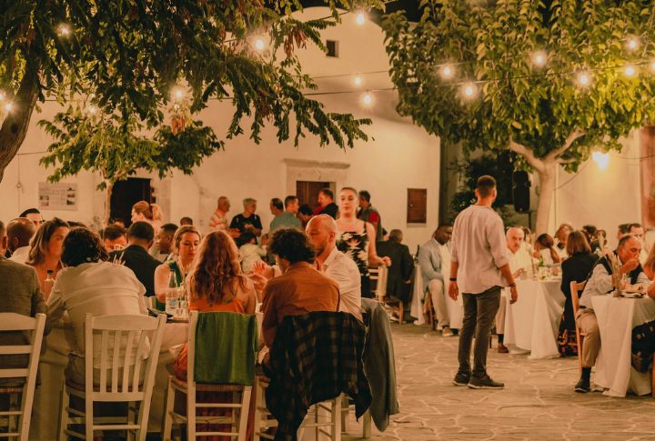 Diners And Soda Fountains
