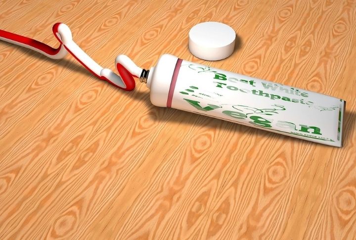 Toothpaste With Harmful Ingredients