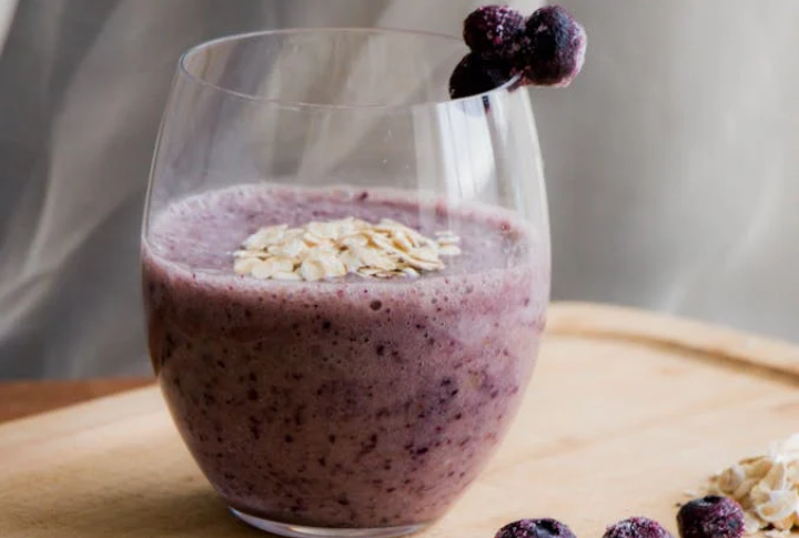 Chia Berry Protein Smoothie