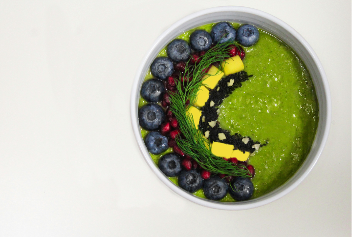 Green Rainbow Smoothie Bowl