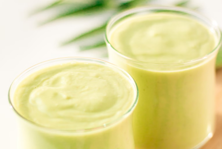 Avocado Pineapple Delight Smoothie