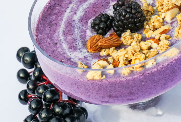 Almond Berry Smoothie