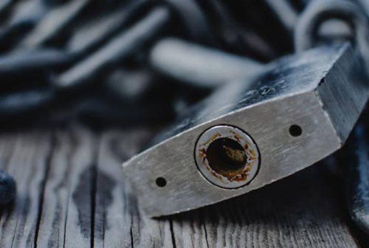 The Hole In A Padlock's Bottom