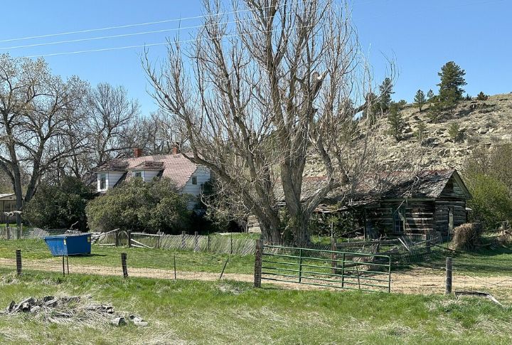 Montanans Avoid Bragging About Wealth Or Status