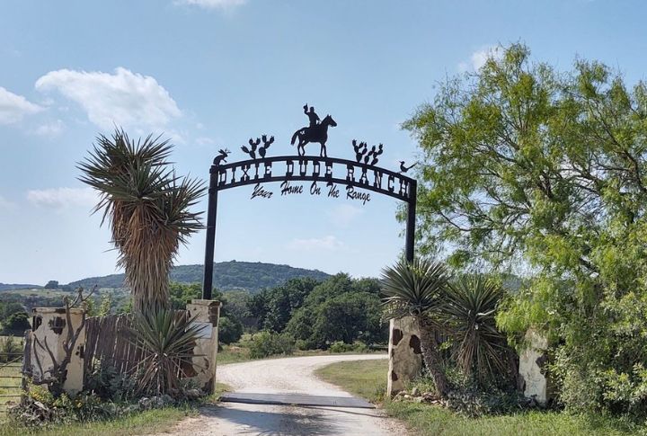 Dixie Dude Ranch